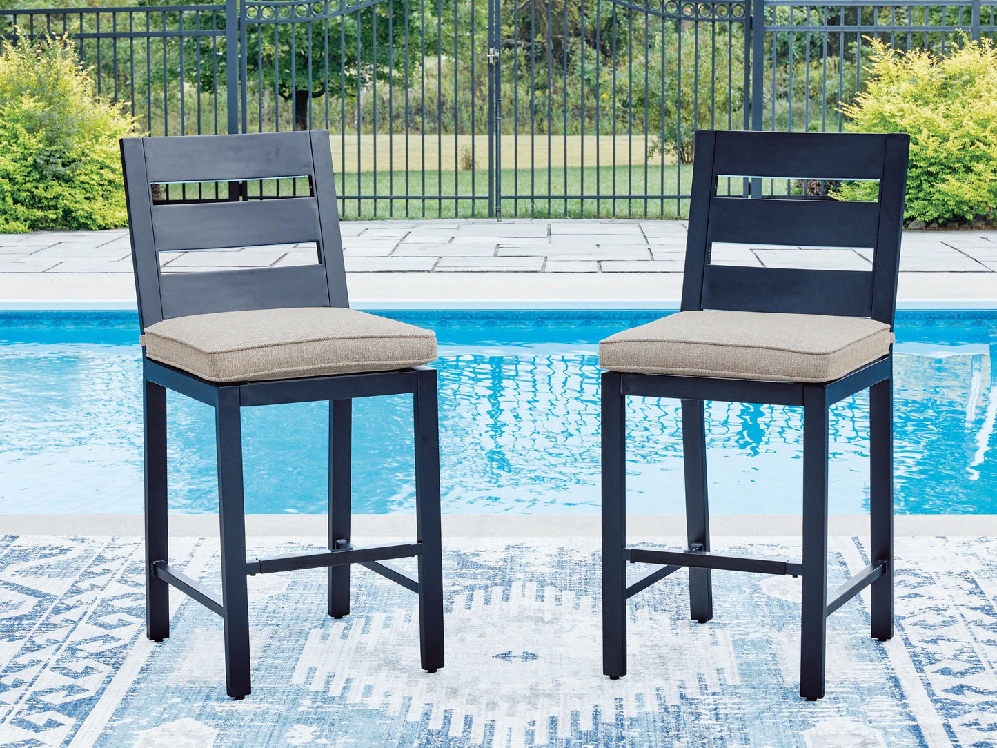 East Beach Barstool (2/CN)