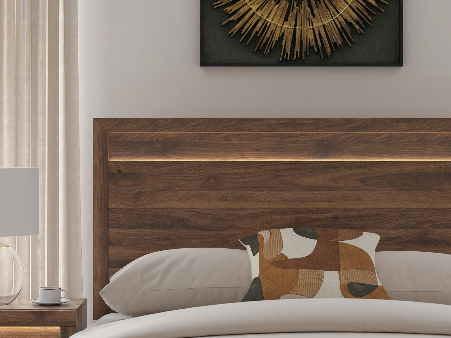 Janfyn King Panel Bed with Storage